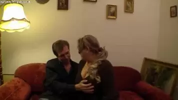 Masked mom amateur
