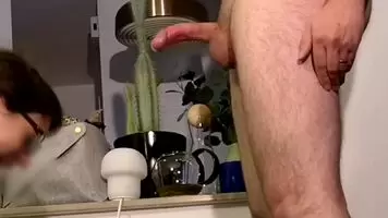 Cum on someone's head/hair!