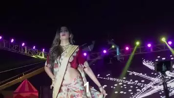 Sapna Choudhary first ever Navel Shake